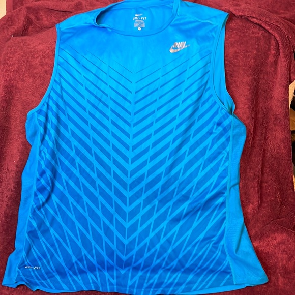 Nike Other - Mens Nike dri fit sleeveless shirt